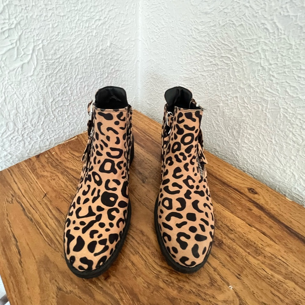 Leopard Print Ankle Boots - Picture 3 of 4